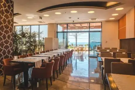 & Apartments HEC Residence - 2