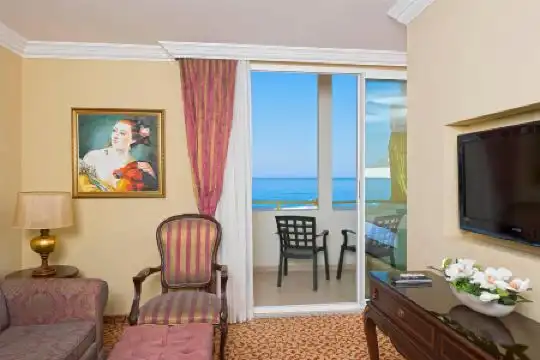 Town Antique Roman Palace - 16