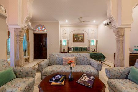 Rajasthan Palace Jalpur - 98