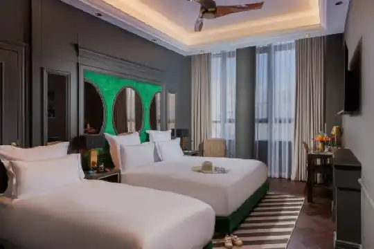 Debrah Brown, a Member of Browns - 40