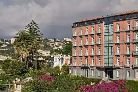 De Bonart Naples, Curio Collection by Hilton - 2