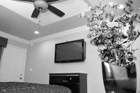 Crystal Lodge Motel - 33