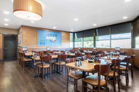 Days Inn by Wyndham Orlando Conv. Center/International Dr - 4