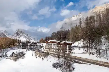 Des Alpes - 0