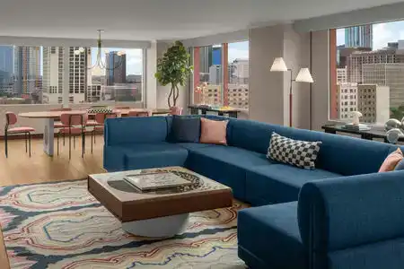 Renaissance Austin Downtown - 68