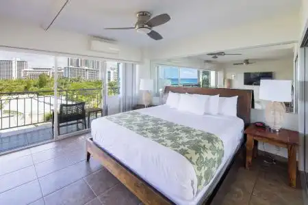 Waikiki Shore by OUTRIGGER - 117