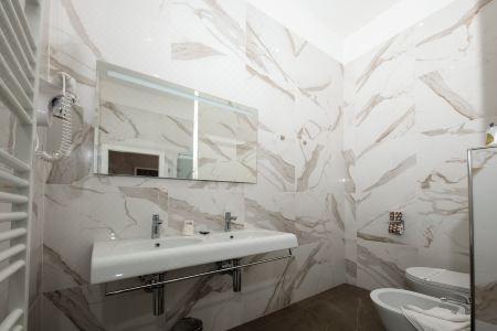 Grand & des Anglais Spa - 72