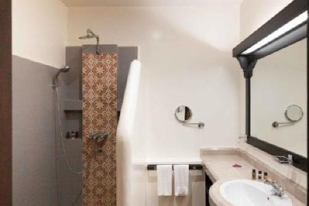 Borjs Suites & Spa - 92