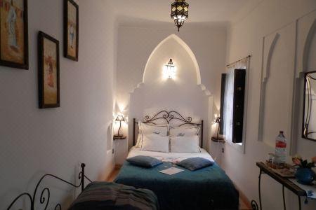 Riad Ailen - 1