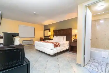 Sevilla Inn Kissimmee- Near Disney - 6