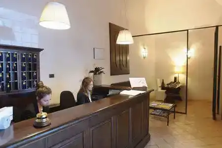 Palazzo Piccolomini - 2