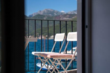 Villa Lastva is a Five Star Seafront Luxury Villa with Privite Pool - 17