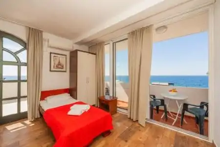 David Apartments and Rooms - 21