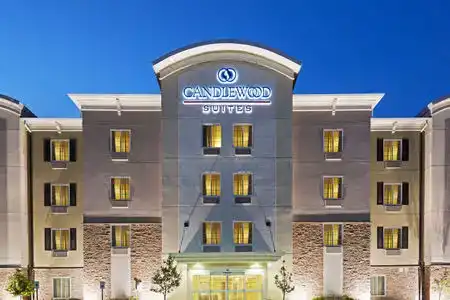 Candlewood Suites Austin North 290 & I-35 by IHG - 4