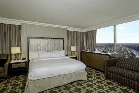 Hilton Niagara Falls/ Fallsview and Suites - 98