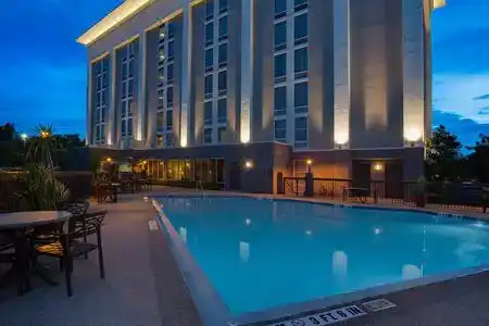 Hampton Inn Orlando-International Airport - 4