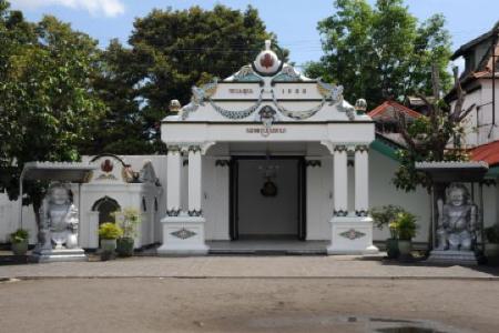 RedDoorz Near Danurejan Malioboro - 7