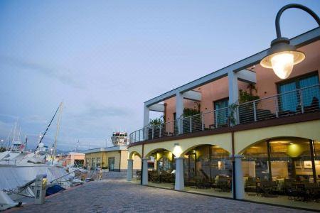 Marina Place Resort - 7