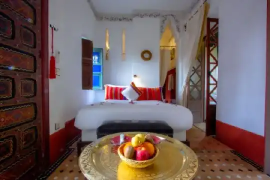 Riad Kaiss by Anika - 175