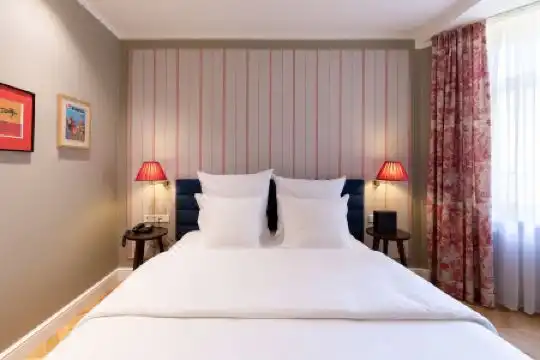 Perrin - Former Carlton - 73