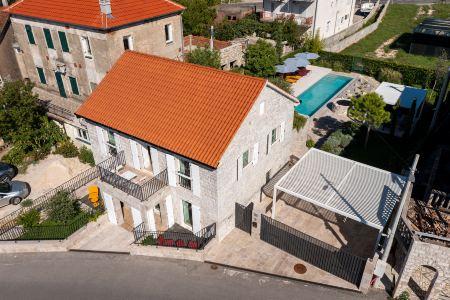 Villa Lastva is a Five Star Seafront Luxury Villa with Privite Pool - 50