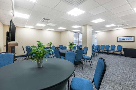 Comfort Inn & Suites Daytona Beach Oceanfront - 6