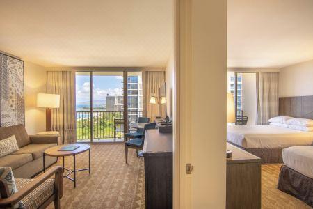 Embassy Suites by Hilton Waikiki Beach Walk - 19