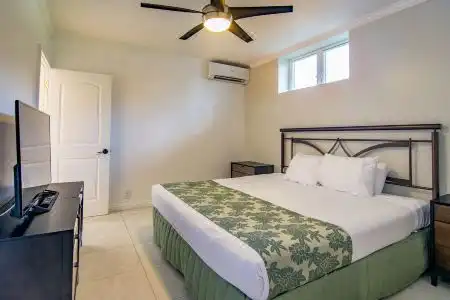 Waikiki Shore by OUTRIGGER - 30