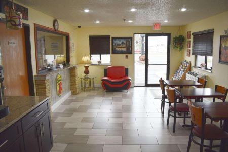 Super 8 Newport News/Jefferson Ave. - 9