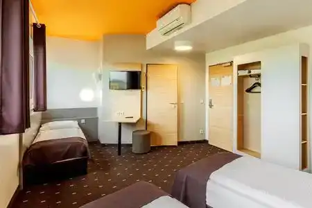 B&B Duisburg Hbf-Süd - 9