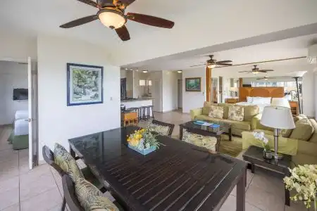 Waikiki Shore by OUTRIGGER - 75