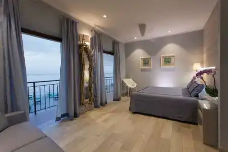 Boutique Ilio - 4