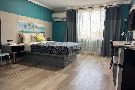 Hometel Suites - 26