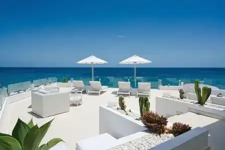 Lani's Suites de Luxe - 6
