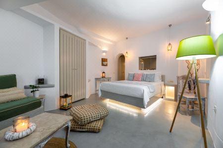 Kima Oia Suites - 79