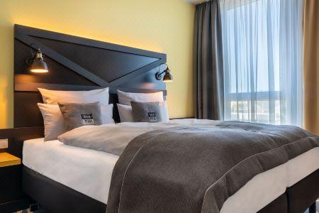 Holiday Inn - the niu, FURY ASCHHEIM MESSE by IHG - 59