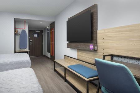 Home2 Suites by Hilton Miami Airport South Blue Lagoon - 37