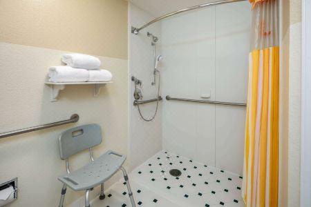 La Quinta Inn & Suites by Wyndham Greenville Haywood - 15
