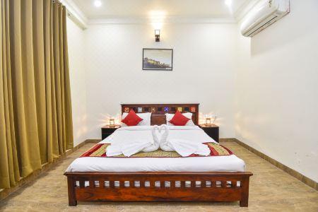 Laxmi Niwas - 50