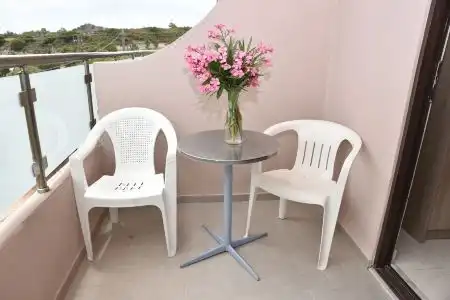 Rosie's Bellezza - 16