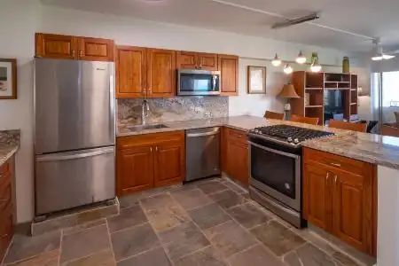 Waikiki Shore by OUTRIGGER - 14