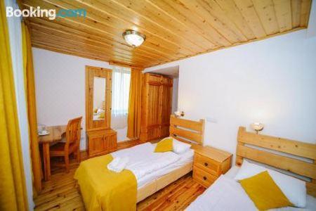 Alpenhaus Kazbegi & Restaurant - 37