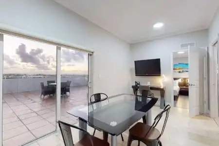 Nuvo Suites - Miami Doral - 95