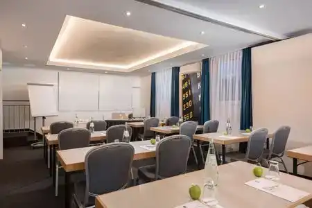 ibis Styles Cologne Airport - 5