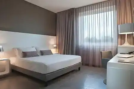 8Piuhotel - 9