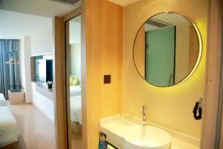 Ibis Styles - 23
