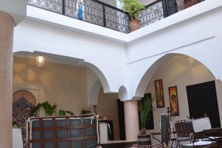 Riad Ailen - 9