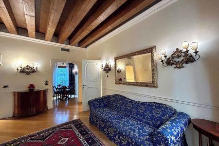Suites Torre Dell'Orologio - 23