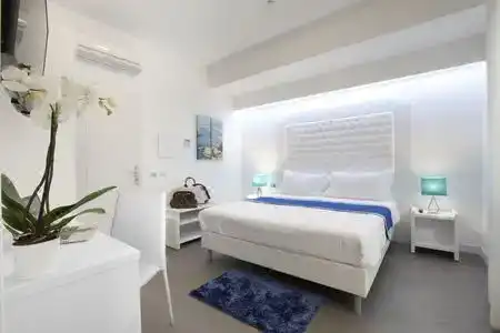 Tasso Suites & Spa - 7