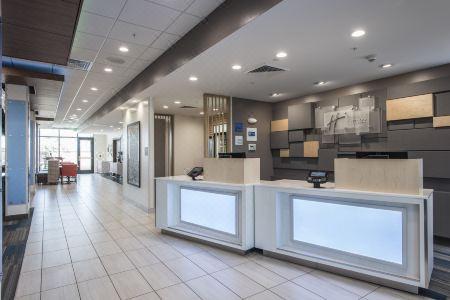 Holiday Inn Express & Suites PHOENIX NORTH - HAPPY VALLEY by IHG - 2